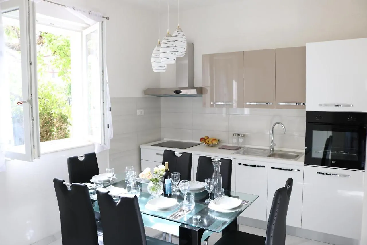 Ilma Apartment Trogir