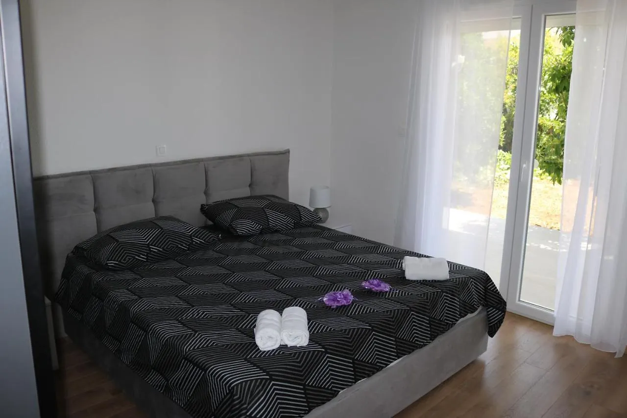 Ilma Apartment Trogir Croatia